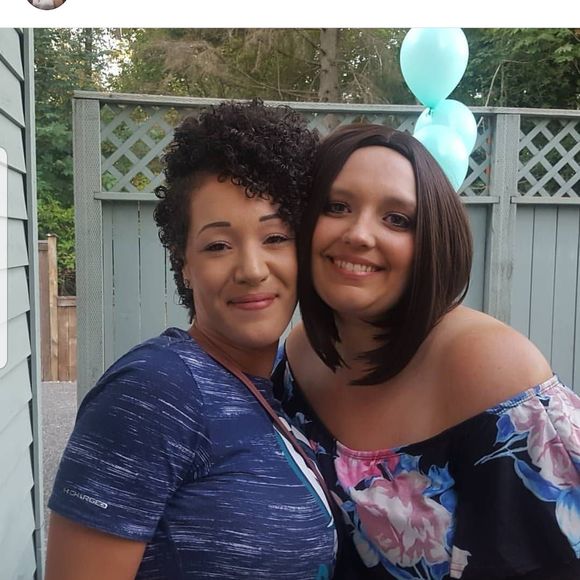 Meet your Posher, Cynthia - Picture 1 of 1